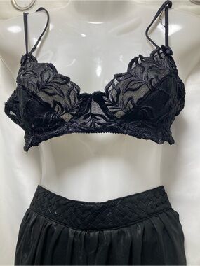 Black Floral Lace Sheer Underwire Bra Vintage Romantic